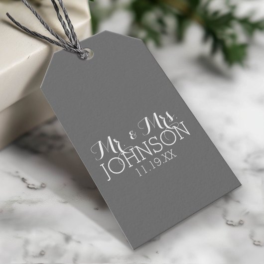 Solid Color Charcoal - Mr & Mrs Wedding Favors Cadeaulabel