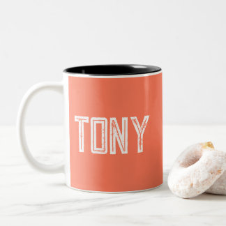 Solid Coral Custom Name Monogram Tweekleurige Koffiemok