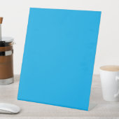 Solid Cyan Blue Background | Summer Minimal Style Reclamebord Met Voetstuk (Insitu)