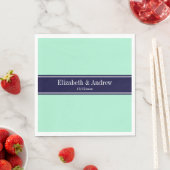 Solid Light Mint, Navy Blue Ribbon Name Monogram Servetten (Insitu)