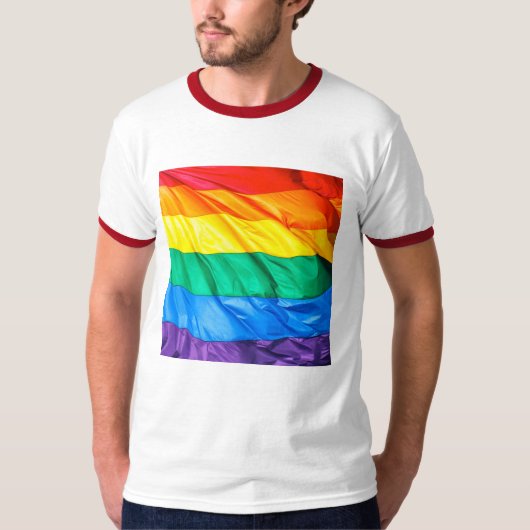 Solid Pride - Gay Pride Flag Closeup T-shirt (Voorkant)