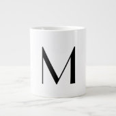 solid white - add black monogram grote koffiekop (Voorkant)