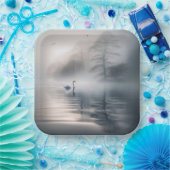 Solitaire zwaan op mistig ochtendmeer papieren bordje (Feest)