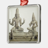 Somaskanda, Chola, Tamil Nadu (brons) Metalen Ornament (Links)