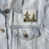 Somaskanda, Chola, Tamil Nadu (brons) Vierkante Button 5,1 Cm (In situ)