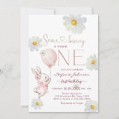 Some Bunny First 1st Birthday Invitation Kaart (Voorkant)