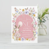 Some Bunny Is ONE First 1st Birthday Invitation Kaart (Staand voorkant)