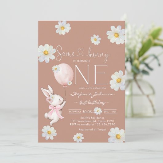 Some Bunny Little Bunny First 1st Birthday  Kaart (Staand voorkant)