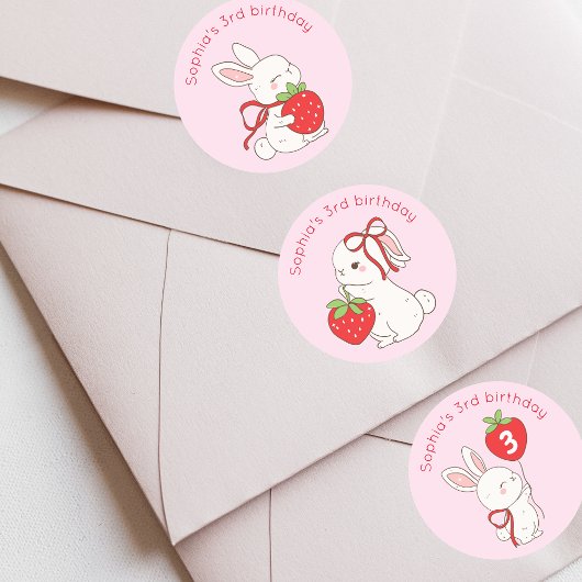 Some Bunny Strawberry Balloon Birthday Ronde Sticker