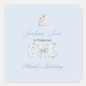 Somebunny Sweet 1st Birthday Spring Floral Invitat Vierkante Sticker (Voorkant)