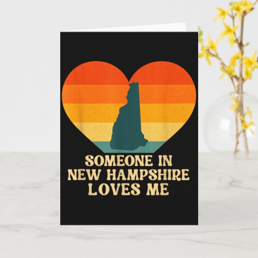 Someone In New Hampshire Loves Me Nh Us State Retr Kaart (Gele Bloem)