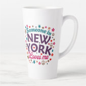 Someone in New York Loves Me Retro Funny Design Latte Mok (Rechts)