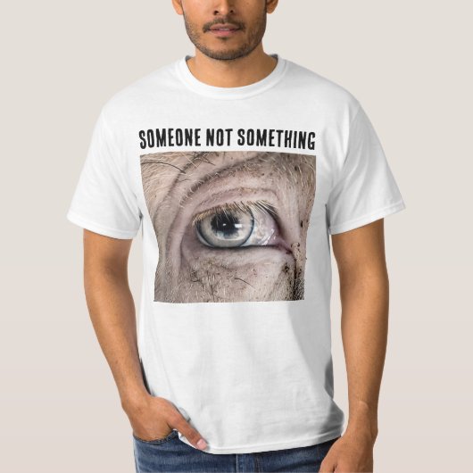 SOMEONE NOT SOMETHING PIG LOVER T-Shirt (Voorkant)