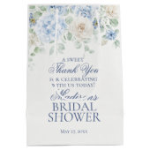 Something Blue Floral Hydrangea Bruidsfeest Favor Medium Cadeauzakje (Achterkant)