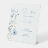 Something Blue Wildflower Bridal Shower Reclamebord Met Voetstuk (Voorkant)