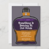 Something Is Brewing Halloween Feest Uitnodiging (Voorkant)