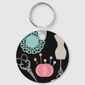 "Sometimes a girl just gotta sew!" Sleutelhanger (Achterkant)