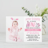 Sommige Bunny 1e Verjaardag Roze Schattige Meisje  Kaart (Staand voorkant)