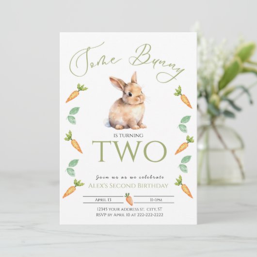Sommige Bunny 2e verjaardag uitnodiging met rand (Staand voorkant)
