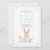 Sommige Bunny Pastel Spring Blue Gingham 1e Verjaa Kaart (Voorkant)