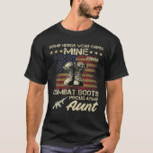 Sommige Heros Draag Capes Mine Wears Combat Boots  T-shirt (Voorkant)
