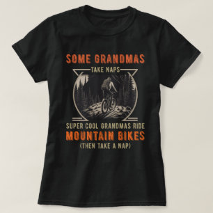 Sommige oma's nemen de kaarten van Super Cool Gran T-shirt
