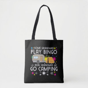 Sommige oma's spelen bingo Real Grandmas gaan Camp Tote Bag