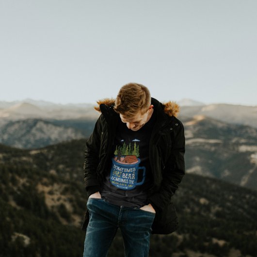 Soms eet je buiten het Beer | Mannen T-shirt