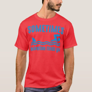 Soms vindt motivatie je haai t-shirt