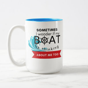 Soms vraag ik me af of mijn boot aan mij denkt tweekleurige koffiemok