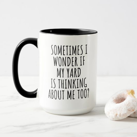 Soms vraag ik me af of mijn tuin aan het denken is mok (Met donut)