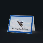 Son Birthday Bird Surfing Kaart<br><div class="desc">Geweldige foto van een jongen die op de rug van een vogel op de hemel staat om de hemel te surven, staat op dit wenskaart voor een zoon. De voorzijde van de kaart staat als volgt: "Zoon, mei Uw verjaardag", en de binnenkant van de kaart staat als volgt: "Wees high...</div>