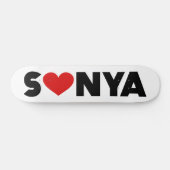 Sonya Love Skateboard (Horizontaal)