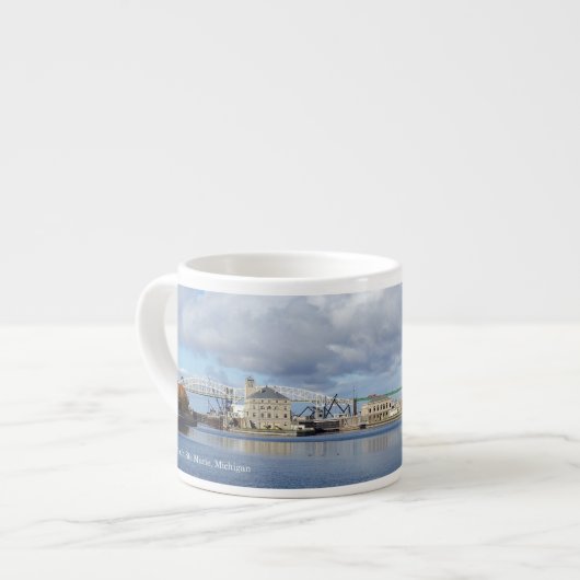 Soo Locks vanaf bootpresso-mok Espresso Kop (Links)