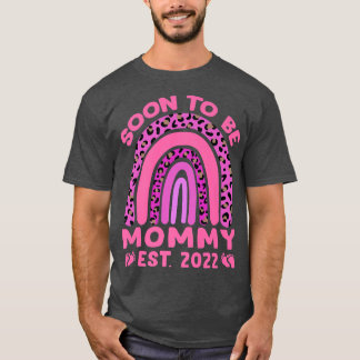 Soon To Be Mommy Est 2022 Pregnancy Pink Leopard R T-shirt