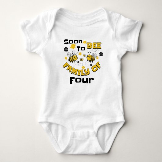 Soon To Bee Family of Four Baby Announcement Romper (Voorkant)