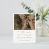 Sophia Gold Modern Wedding Save the Date Aankondigingskaart (Staand voorkant)