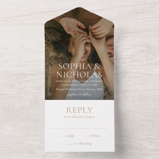 Sophia Gold Moderne bruiloft All In One Uitnodiging (Binnen)