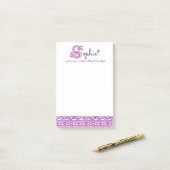 Sophie gepersonaliseerde S naam betekent post het  Post-it® Notes (Op bureau)