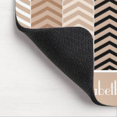 Sophisticated Brown Chevron Stripes met naam Muismat (Hoek)