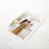 Sophisticated Christmas Greenery Gold Ornament Folie Feestdagenkaart (Gedraaid)