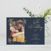 Sophisticated Elegant Flourish Navy Photo Wedding Kaart (Staand voorkant)