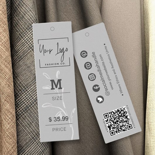 Sophisticated Grey Leaf Social QR Kleding Labels