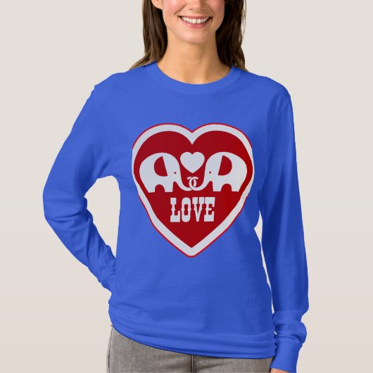 Sophisticated Hand-Drawn Red Hearts Design ❤️ | ID T-shirt (Voorkant)
