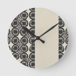 Sophisticated Luxury African Caribbean Ronde Klok