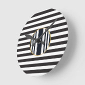 Sophisticated modern elegant ronde klok (Hoek)