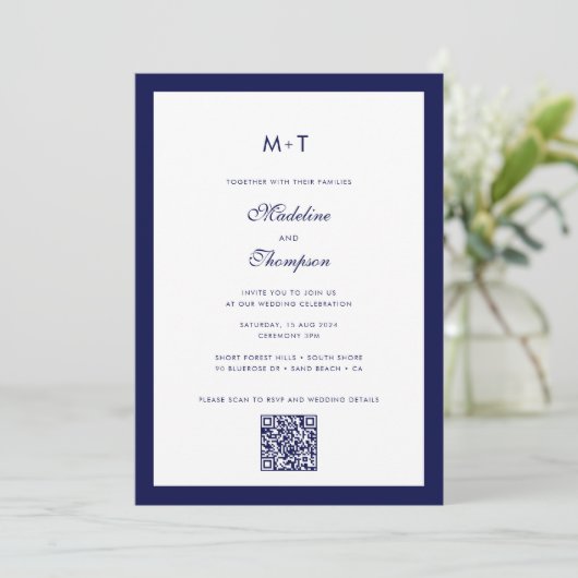 Sophisticated Moderne Marine Blauwe QR Code Huweli Kaart (Staand voorkant)