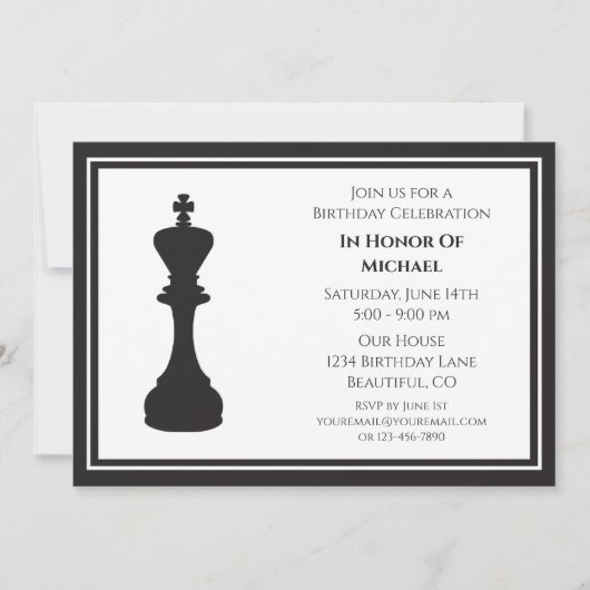 Sophisticated Zwart en Wit Schaakstuk Verjaardag Kaart (Voorkant)