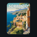 Sorrento Italië Reizen Kunst Vintage Magneet<br><div class="desc">Sorrento retro vector reisontwerp. Bovenop de kliffen die de stad scheiden van de drukke jachthavens,  het staat bekend om vegen water uitzichten en Piazza Tasso,  een café-bekleed plein.</div>