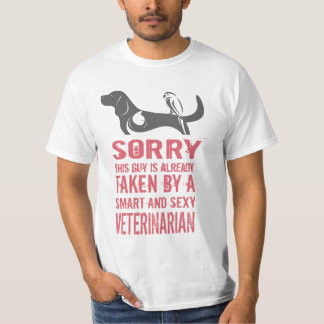 Sorry dat deze kerel al door een dierenarts is mee t-shirt